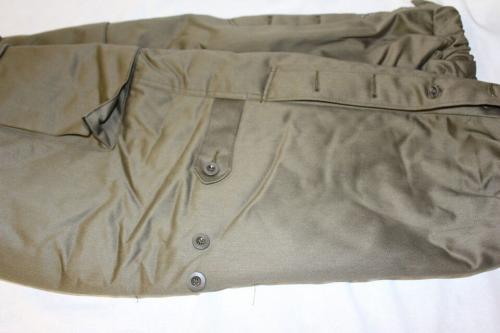 Armee Thermohose Kälteschutzhose Überhose ÖBH Winterhose warm gefüttert Neuwertig